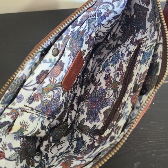 Lyons Leather Co Honey Bee Purse Bag Brown Half Circle Crossbody - Picture 9 of 10